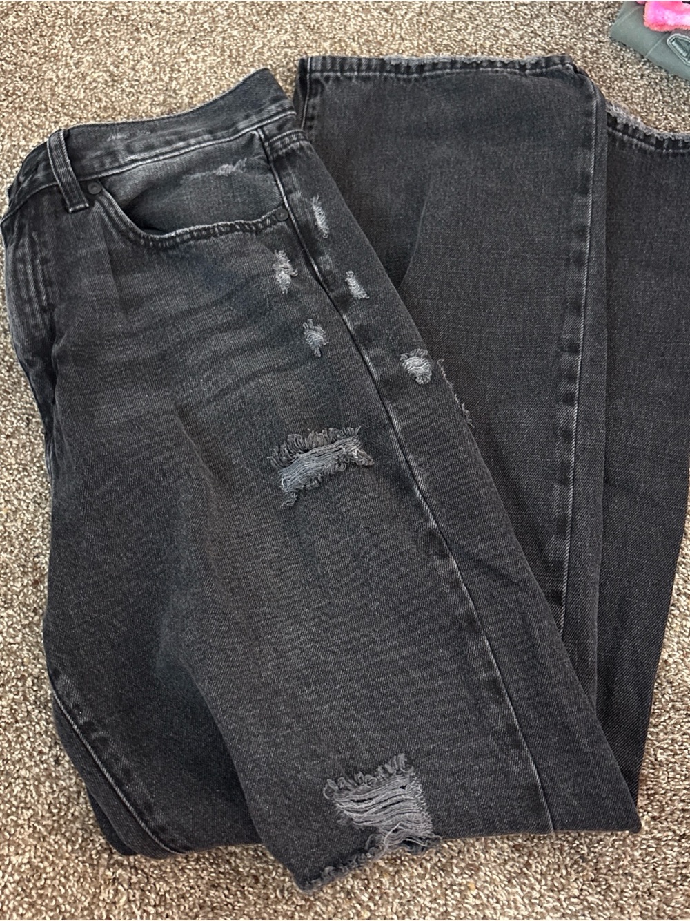 Straight Leg Distressed Women’s Jeans - Black